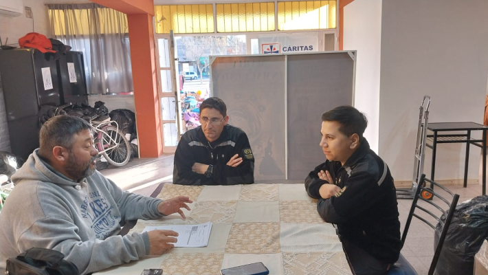 Donación en Caucete “Campaña Invierno 2024” de Cáritas Cristo Rey